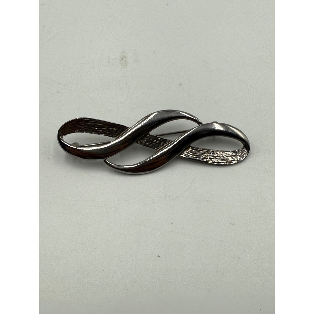 Vintage Silver Tone Infinity Swirl Brooch Textured Polished Abstract Pin